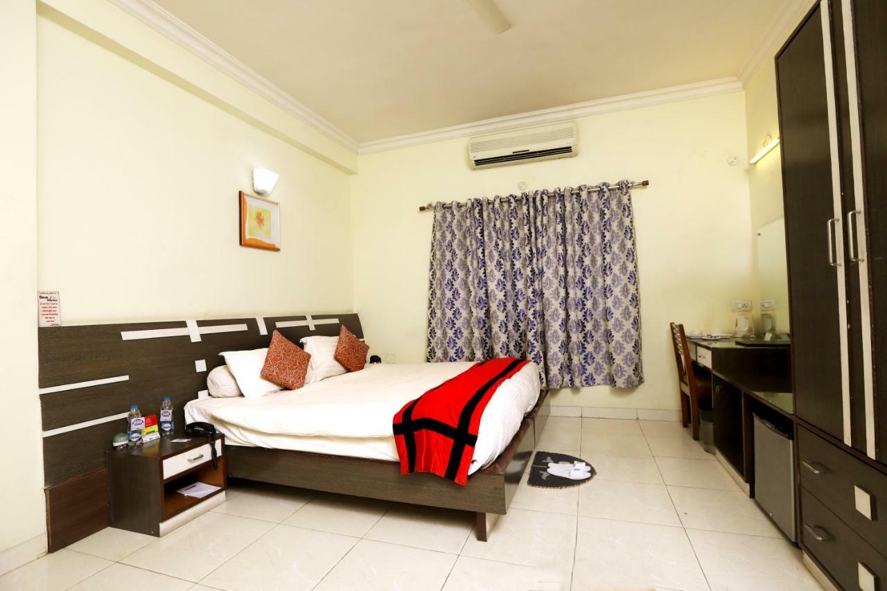 Hotel Radhika Regency Rourkela Ngoại thất bức ảnh