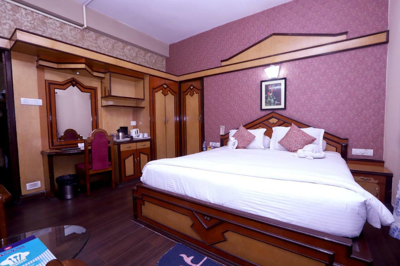 Hotel Radhika Regency Rourkela Ngoại thất bức ảnh