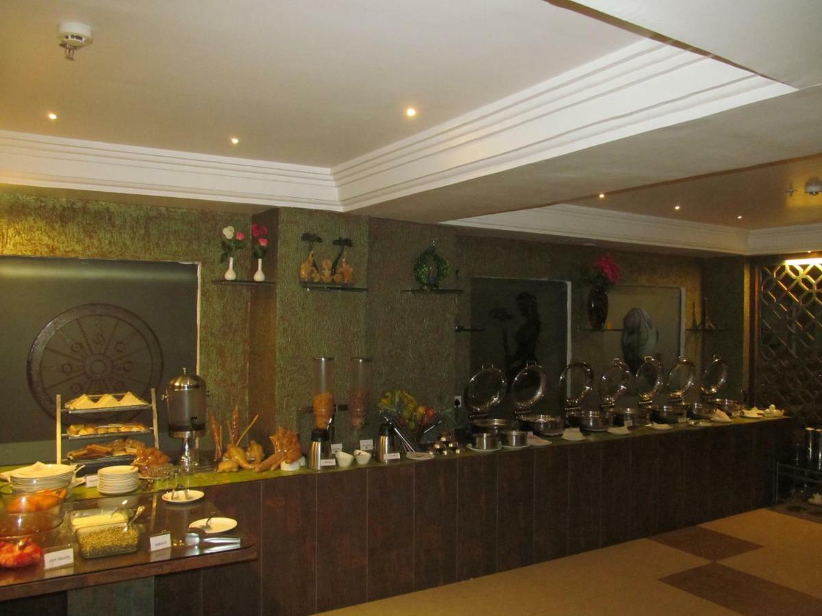 Hotel Radhika Regency Rourkela Ngoại thất bức ảnh